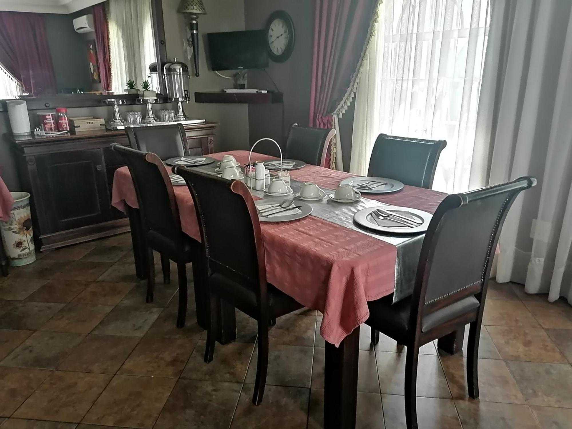 Casa Grande Guest Lodge Brits Eksteriør bilde